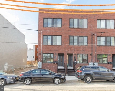 1906 E York Street - Photo Thumbnail 21