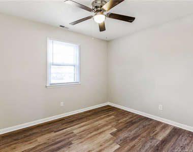 1089 Essex Place - Photo Thumbnail 20