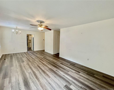 717 Rockwood Drive - Photo Thumbnail 7