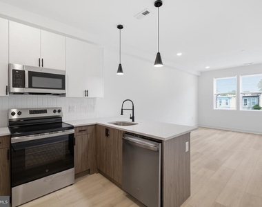 2237 N 16th Street - Photo Thumbnail 1