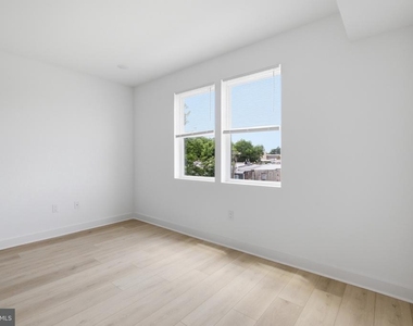 2237 N 16th Street - Photo Thumbnail 12