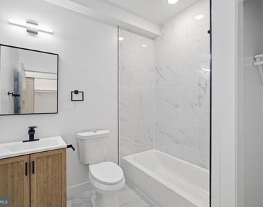 2237 N 16th Street - Photo Thumbnail 2