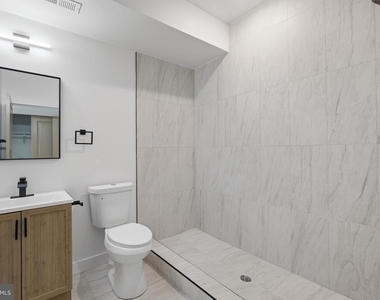 2237 N 16th Street - Photo Thumbnail 15