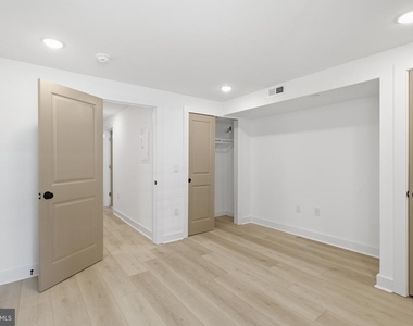 2237 N 16th Street - Photo Thumbnail 10