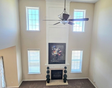 5525 Keowee Way - Photo Thumbnail 5