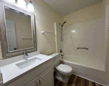 4705 Fargo Court - Photo Thumbnail 4