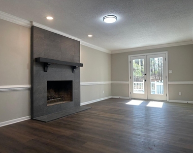 7029 Eastridge Drive - Photo Thumbnail 7