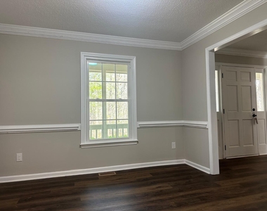 7029 Eastridge Drive - Photo Thumbnail 9