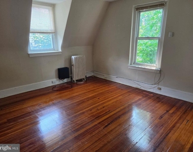 7044 Chew Avenue - Photo Thumbnail 7