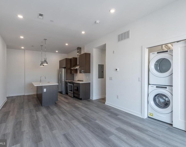 710 N 16th Street - Photo Thumbnail 11