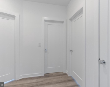 710 N 16th Street - Photo Thumbnail 18