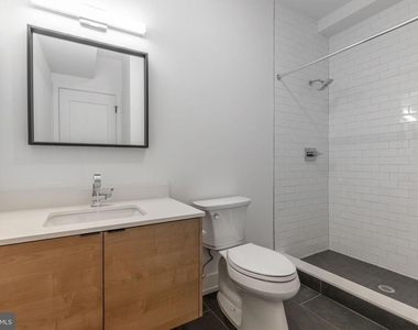 1519 Ridge Avenue - Photo Thumbnail 37