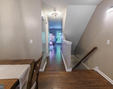 276 Parker Avenue - Photo Thumbnail 9