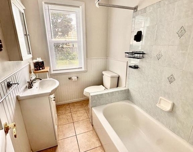 8730 Wissahickon Avenue - Photo Thumbnail 12