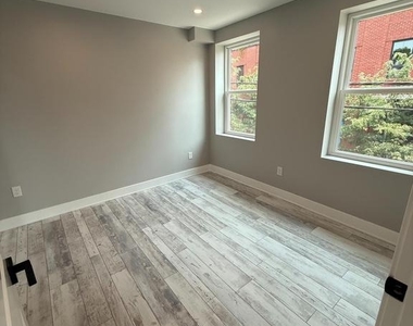 2623 Poplar Street - Photo Thumbnail 12