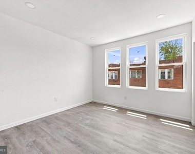 2435 Fitzgerald Street - Photo Thumbnail 13
