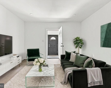 2435 Fitzgerald Street - Photo Thumbnail 2