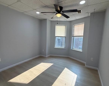 512 S 5th Street - Photo Thumbnail 5