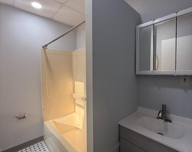 512 S 5th Street - Photo Thumbnail 10