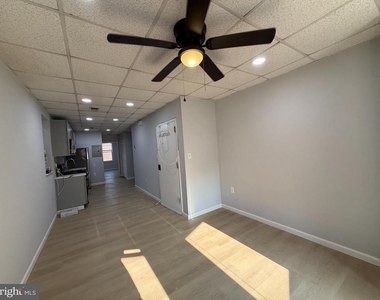 512 S 5th Street - Photo Thumbnail 6