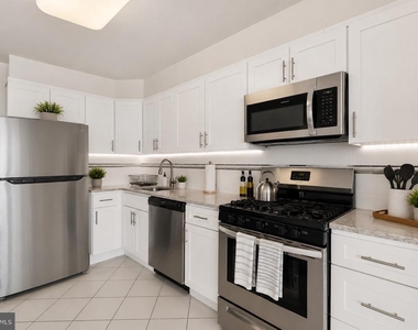 2401 Pennsylvania Avenue - Photo Thumbnail 7