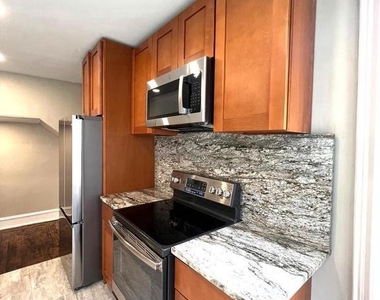 506 W Harvey Street - Photo Thumbnail 8