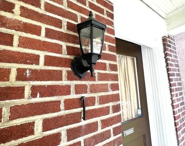 506 W Harvey Street - Photo Thumbnail 23