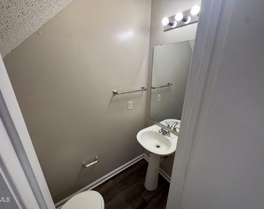 2910 Faversham Place - Photo Thumbnail 11