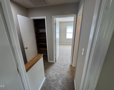2910 Faversham Place - Photo Thumbnail 18