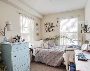 1837 N Willington Street - Photo Thumbnail 2