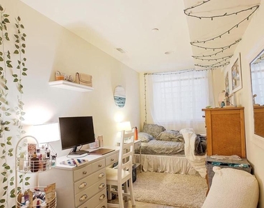 1837 N Willington Street - Photo Thumbnail 12