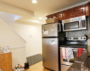 1837 N Willington Street - Photo Thumbnail 6
