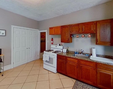 4326 Manayunk Avenue - Photo Thumbnail 2