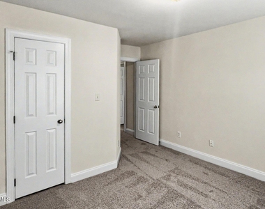 4122 Standing Rock Way - Photo Thumbnail 10
