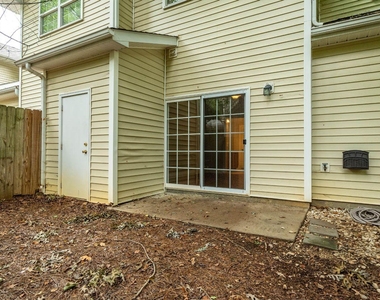 6301 Grove Estates Terrace - Photo Thumbnail 6
