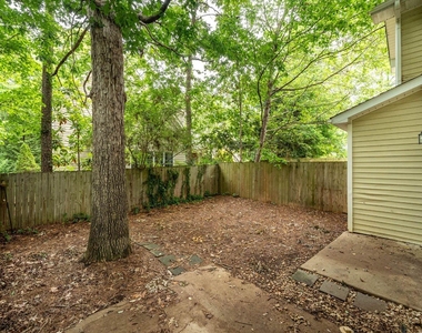 6301 Grove Estates Terrace - Photo Thumbnail 4