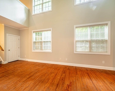 6301 Grove Estates Terrace - Photo Thumbnail 9