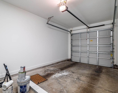 6301 Grove Estates Terrace - Photo Thumbnail 19