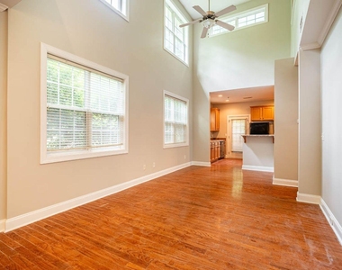 6301 Grove Estates Terrace - Photo Thumbnail 8