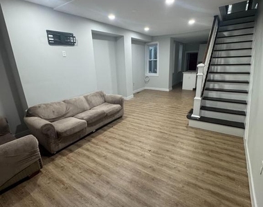 3128 N 24th Street - Photo Thumbnail 4