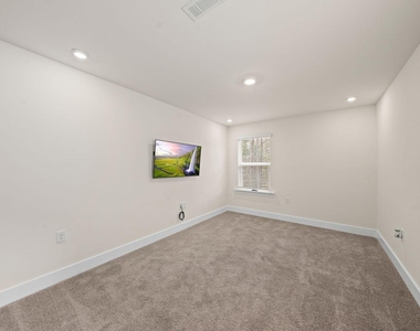 463 Autumn Rain Street - Photo Thumbnail 24