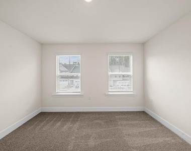 463 Autumn Rain Street - Photo Thumbnail 36
