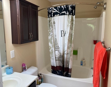 3006 Courtney Creek Boulevard - Photo Thumbnail 5