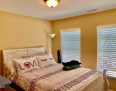 3006 Courtney Creek Boulevard - Photo Thumbnail 7