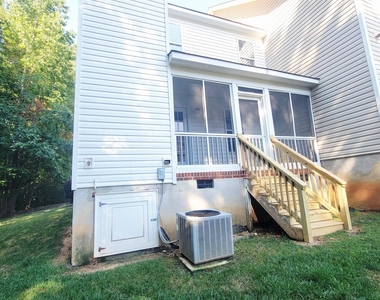 411 Whitehall Court - Photo Thumbnail 48