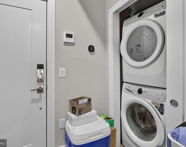 2621 W Jefferson Street - Photo Thumbnail 3