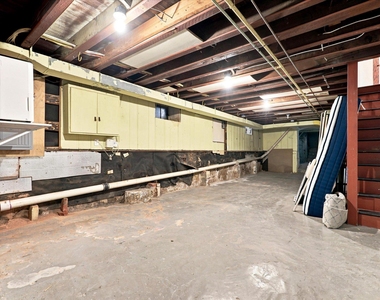 223 Wendover Street - Photo Thumbnail 21