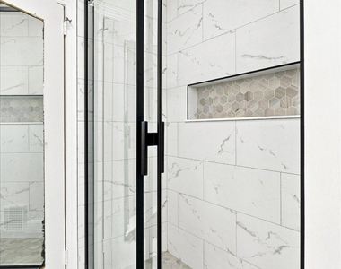 223 Wendover Street - Photo Thumbnail 11