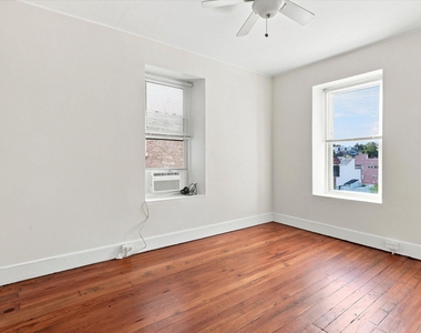 223 Wendover Street - Photo Thumbnail 12