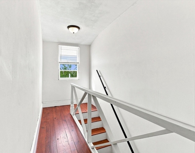 223 Wendover Street - Photo Thumbnail 20
